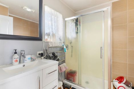 Photo of property in 9b Gatland Road, Rosehill, Papakura, 2113