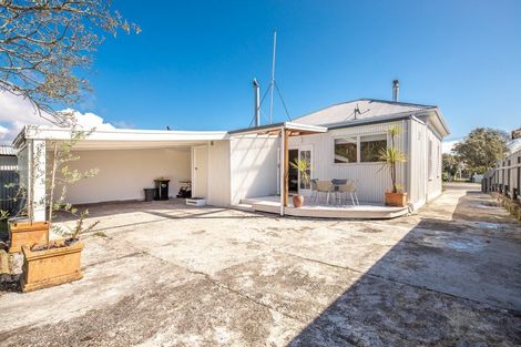 Photo of property in 25 Queen Street, Westport, 7825