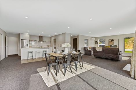 Photo of property in 58 Stratford Drive, Mount Pisa, Cromwell, 9383