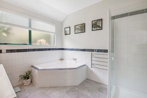 Photo of property in 12 Ascot Way, Orewa, 0931