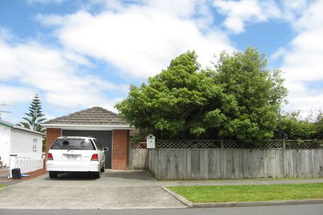 Photo of property in 6 Kiwi Place, Pukekohe, 2120
