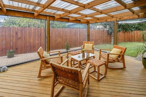 Photo of property in 14 Framalda Place, Conifer Grove, Takanini, 2112