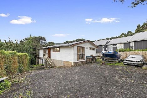 Photo of property in 55 Rimutaka Place, Titirangi, Auckland, 0604