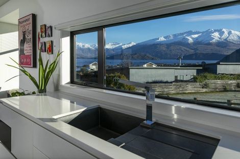 Photo of property in 47 Forest Heights, Wanaka, 9305