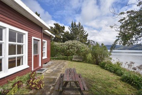 Photo of property in 62 Otakou Golf Course Road, Otakou, Dunedin, 9077