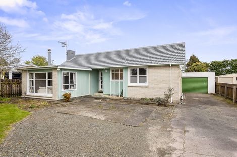 Photo of property in 26 Mazengarb Road, Paraparaumu Beach, Paraparaumu, 5032