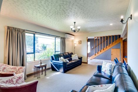 Photo of property in 54 Ngarimu Crescent, Taradale, Napier, 4112