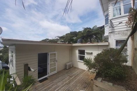 Photo of property in 12f2 Norna Crescent, Kelburn, Wellington, 6012