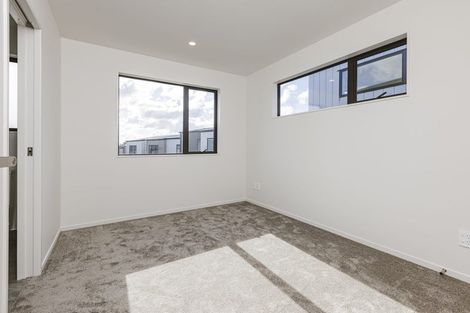 Photo of property in 40 Paetai Lane, Te Atatu Peninsula, 0610