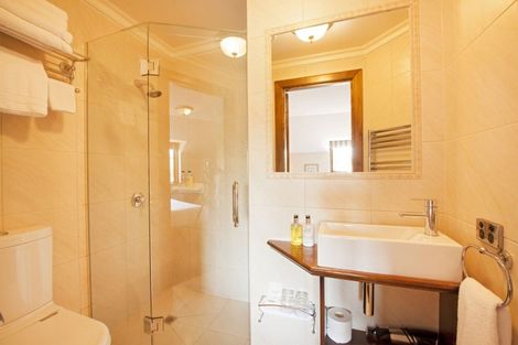 Photo of property in Village Green Cottages, 405/10 Quiet Woman Way, Monaco, Nelson, 7011