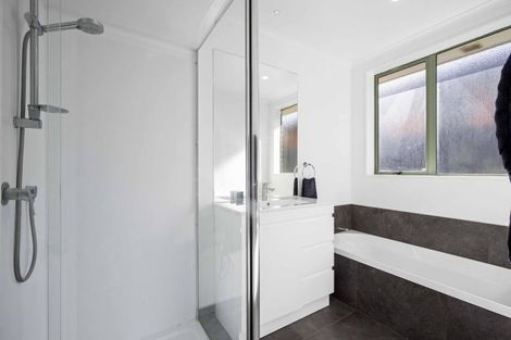 Photo of property in 50 Kaiwaka Road, Waiuku, 2123