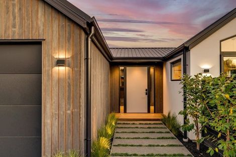 Photo of property in 9 Guardsman Place, Prebbleton, 7604