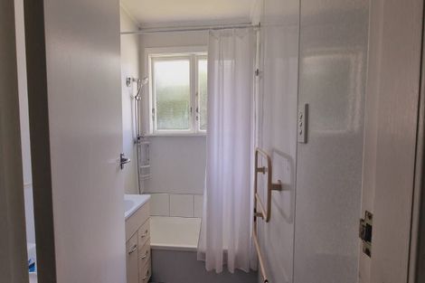 Photo of property in 2/5 Hinemoa Street, Waiwhetu, Lower Hutt, 5010