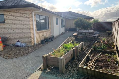 Photo of property in 4 Trillick Place, Tuakau, 2121