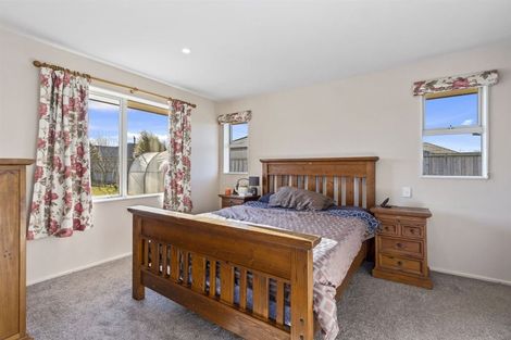 Photo of property in 5 Jozecom Place, Rolleston, 7614