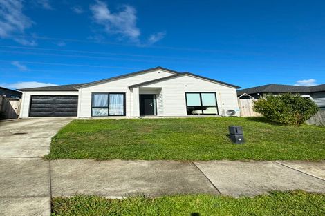 Photo of property in 30 Drumconnell Drive, Flat Bush, Auckland, 2019