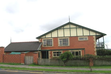 Photo of property in 16 Lucienne Drive, Ranui, Auckland, 0612