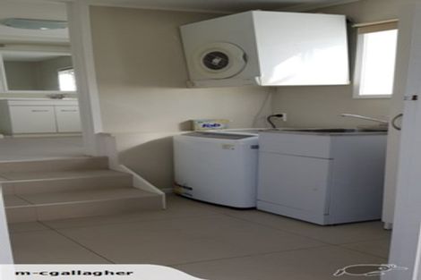 Photo of property in 8a Matama Road, Glen Eden, Auckland, 0602