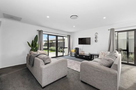 Photo of property in 13 Lavinias Way, Chartwell, Hamilton, 3210