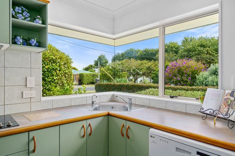 Photo of property in 49 Weld Street, Cambridge, 3434