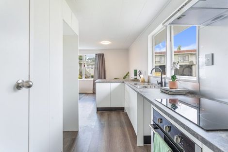 Photo of property in 20 Reinga Place, Massey, Auckland, 0614