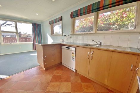 Photo of property in 15 Ashfield Place, Ilam, Christchurch, 8041