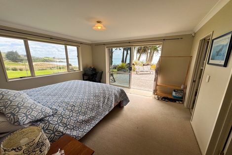 Photo of property in 506 The Nuggets Road, Ahuriri Flat, Kaka Point, 9271