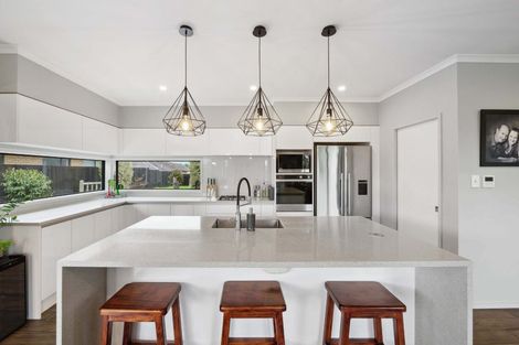 Photo of property in 53 Pohutukawa Parade, Riverhead, 0820