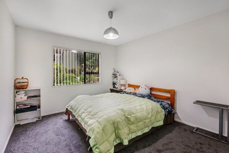 Photo of property in 30 Unsworth Drive, Unsworth Heights, Auckland, 0632