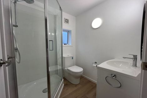 Photo of property in 25 Geoffrey Road, Torbay, Auckland, 0630