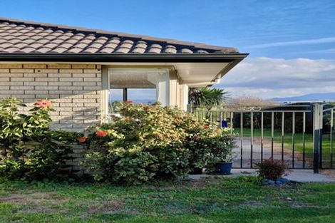 Photo of property in 62 Gibson Place, Papamoa Beach, Papamoa, 3118
