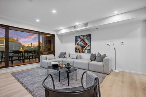 Photo of property in 13a Dominion Street, Takapuna, Auckland, 0622