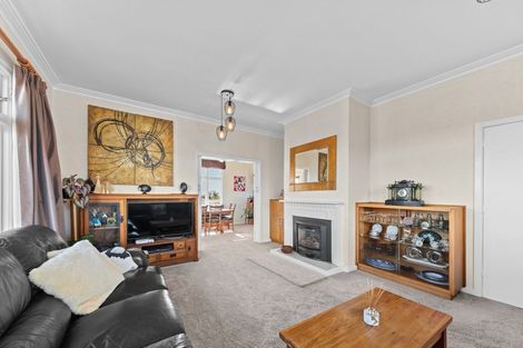 Photo of property in 1/1 Wilton Street, Westown, New Plymouth, 4310