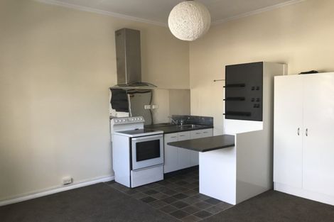 Photo of property in 77 Constable Street, Newtown, Wellington, 6021