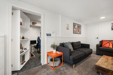 Photo of property in 15 Landview Road, Parkvale, Tauranga, 3112