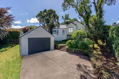 Photo of property in 8 Bellcroft Place, Belmont, Auckland, 0622
