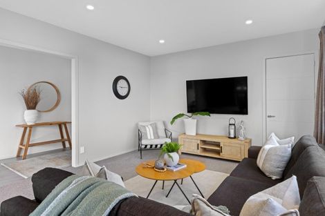 Photo of property in 51 Moffat Road, Red Beach, 0932