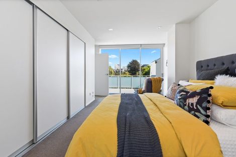 Photo of property in 1u2 Riro Street, Hamilton East, Hamilton, 3216