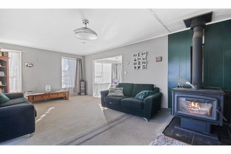 Photo of property in 72 Denise Crescent, Hornby, Christchurch, 8042