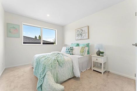 Photo of property in 8/4118a Great North Road, Glen Eden, Auckland, 0602