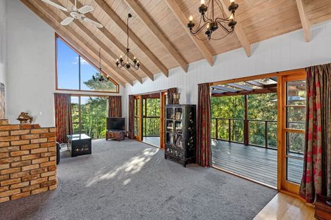 Photo of property in 14 Hebe Place, Birkenhead, Auckland, 0626