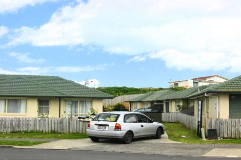 Photo of property in 70 Robert Skelton Place, Clendon Park, Auckland, 2103