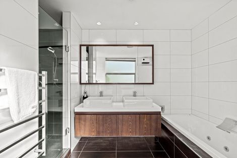 Photo of property in 66a Mansfield Avenue, St Albans, Christchurch, 8014