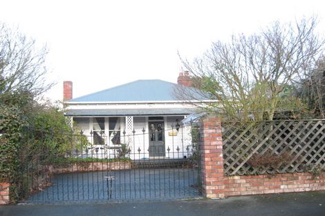 Photo of property in 96 Holly Road, St Albans, Christchurch, 8014