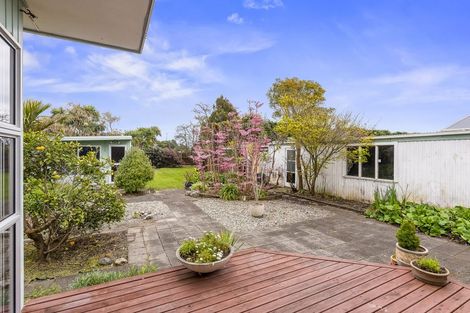 Photo of property in 26 Mazengarb Road, Paraparaumu Beach, Paraparaumu, 5032