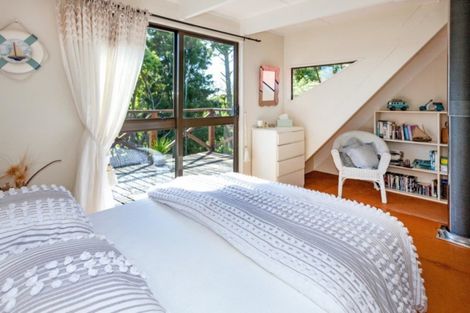 Photo of property in 131 Park Avenue, Whangamata, 3620