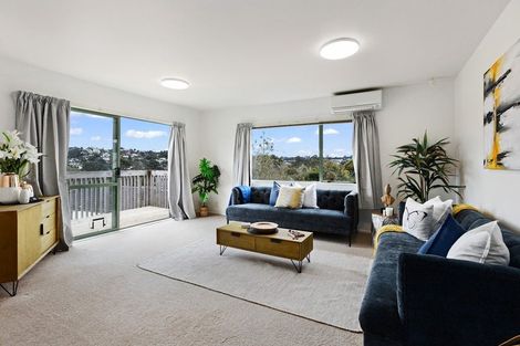 Photo of property in 1/12 Sunnyfield Crescent, Glenfield, Auckland, 0629