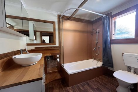 Photo of property in 148 James Line, Kelvin Grove, Palmerston North, 4414