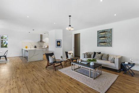 Photo of property in 300 Glenbrook Beach Road, Glenbrook, Waiuku, 2681