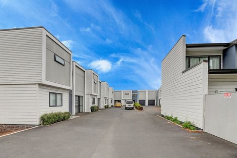 Photo of property in 195u2 Massey Street, Frankton, Hamilton, 3204